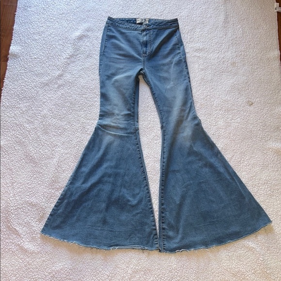 We The Free Light Blue Wide Leg Jeans - Picture 3 of 13
